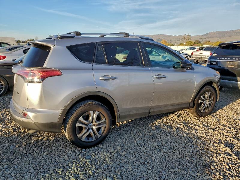 Photo 3 from auction – 2016 TOYOTA RAV4 LE with VIN 2T3ZFREV1GW248245