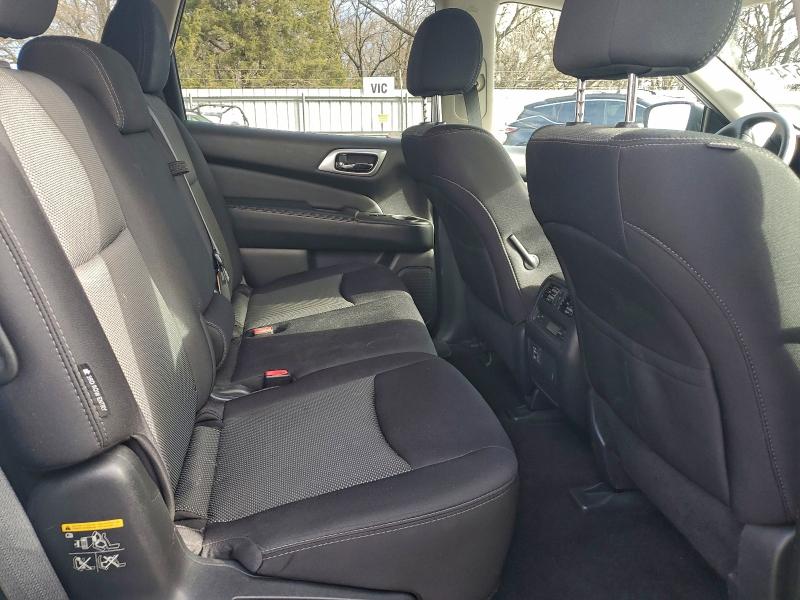 Photo 11 from auction – 2018 NISSAN PATHFINDER with VIN 5N1DR2MM2JC621039