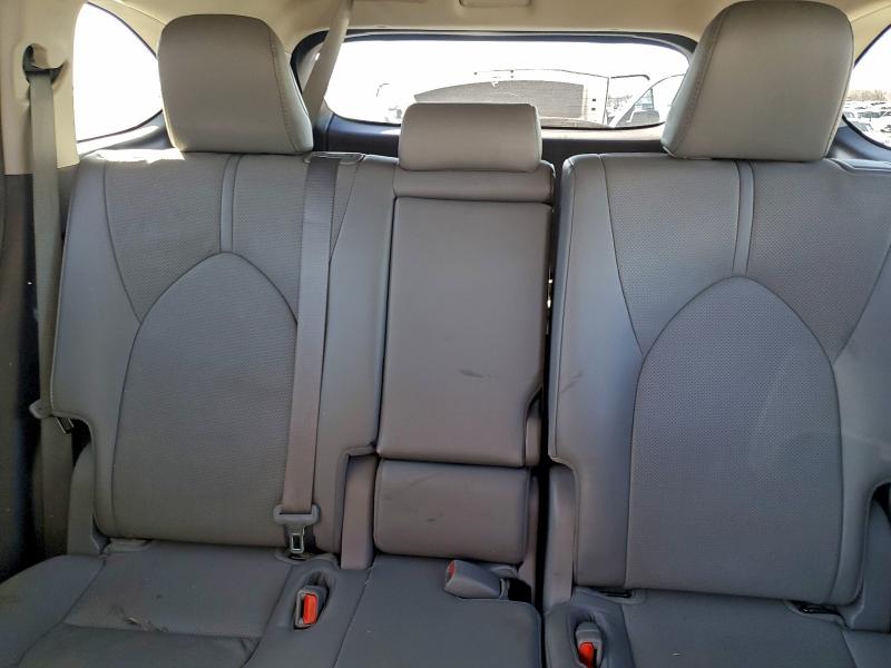 Photo 10 from auction – 2022 TOYOTA HIGHLANDER with VIN 5TDYZRAH1NS547154