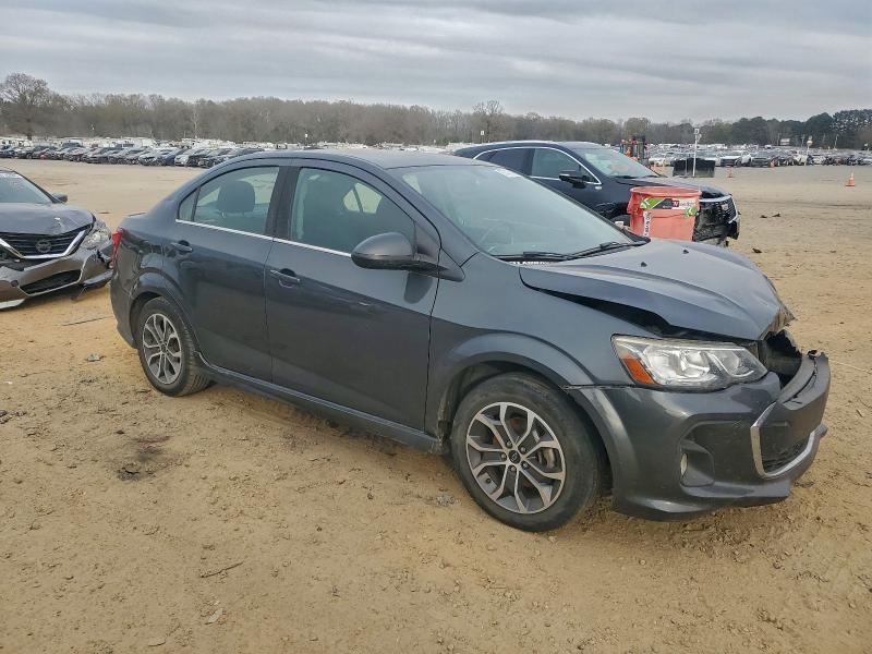 Photo 4 from auction – 2018 CHEVROLET SONIC LT with VIN 1G1JD5SH7J4120342