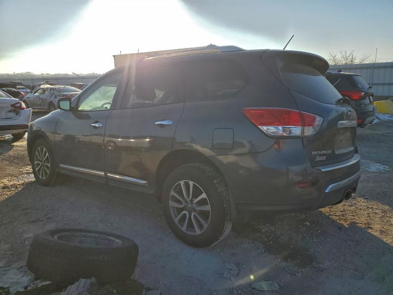 Photo 2 from auction – 2014 NISSAN PATHFINDER with VIN 5N1AR2MM5EC633291