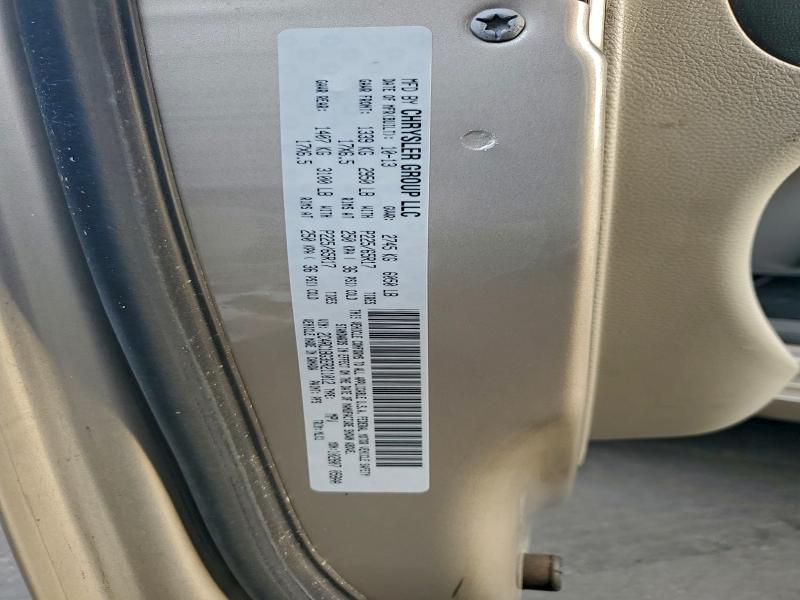 Photo 14 from auction – 2014 CHRYSLER TOWN & COU with VIN 2C4RC1BG3ER211012