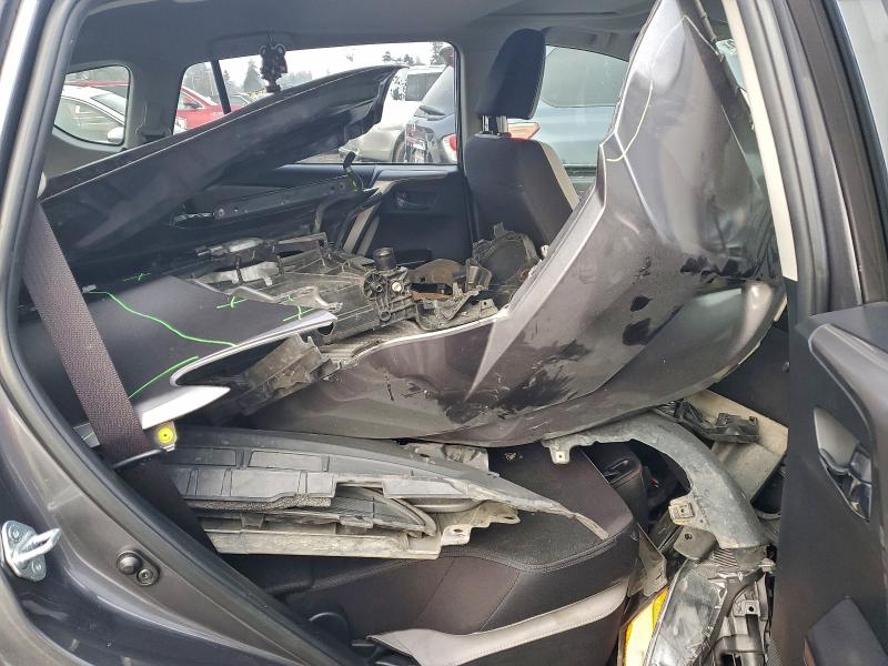 Photo 10 from auction – 2017 TOYOTA RAV4 XLE with VIN JTMRFREV0HJ131126