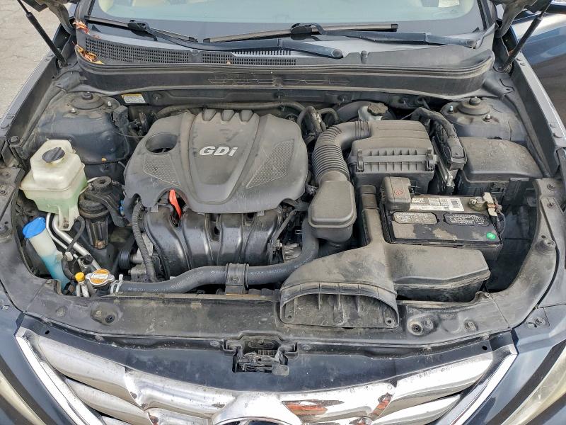 Photo 11 from auction – 2011 HYUNDAI SONATA SE with VIN 5NPEC4AC4BH101562