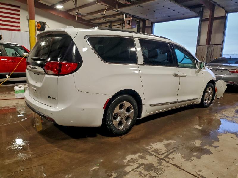 Photo 3 from auction – 2018 CHRYSLER PACIFICA H with VIN 2C4RC1N78JR364555