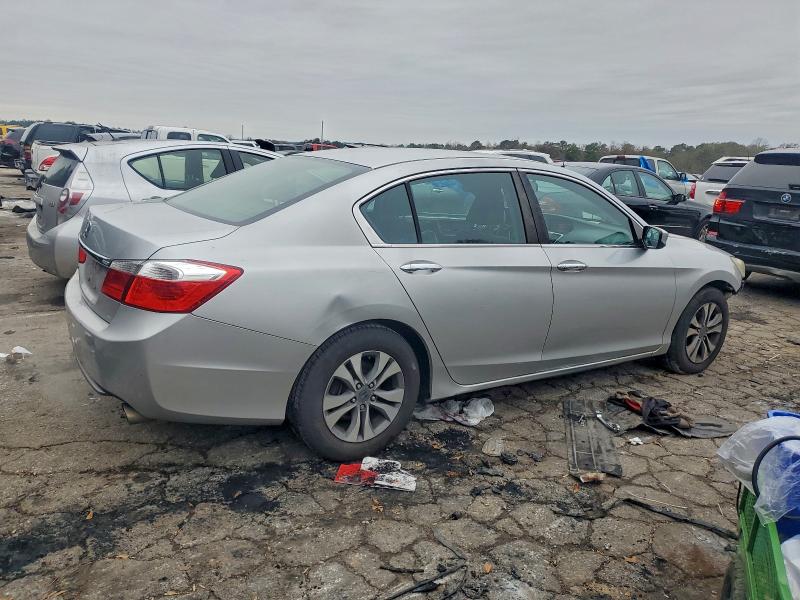 Photo 3 from auction – 2014 HONDA ACCORD LX with VIN 1HGCR2F33EA006040