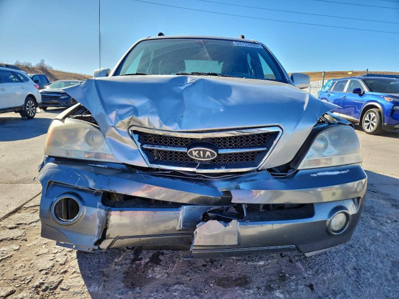 Photo 5 from auction – 2003 KIA SORENTO with VIN KNDJD733035155534