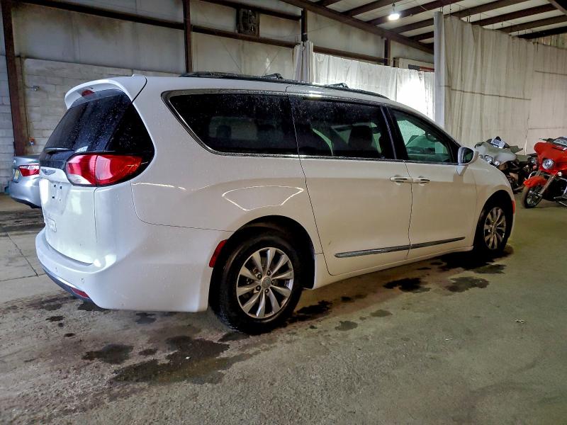 Photo 3 from auction – 2018 CHRYSLER PACIFICA T with VIN 2C4RC1BG8JR280269