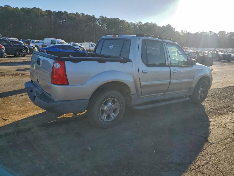 Photo 3 from auction – 2004 FORD EXPLORER S with VIN 1FMZU67K24UB75978