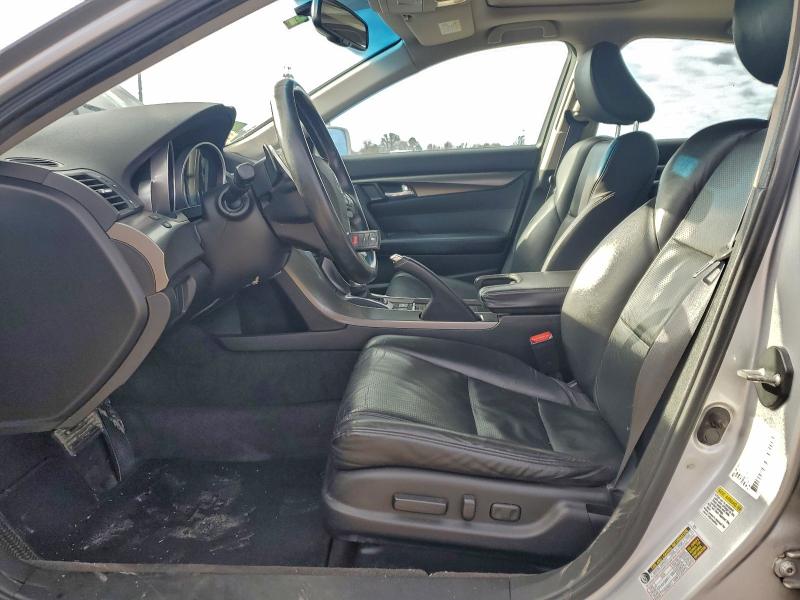 Photo 7 from auction – 2013 ACURA TL TECH with VIN 19UUA8F5XDA010018