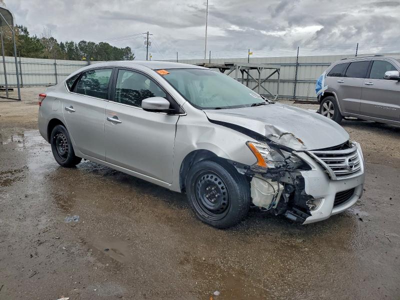 Photo 4 from auction – 2015 NISSAN SENTRA S with VIN 3N1AB7AP5FY249818