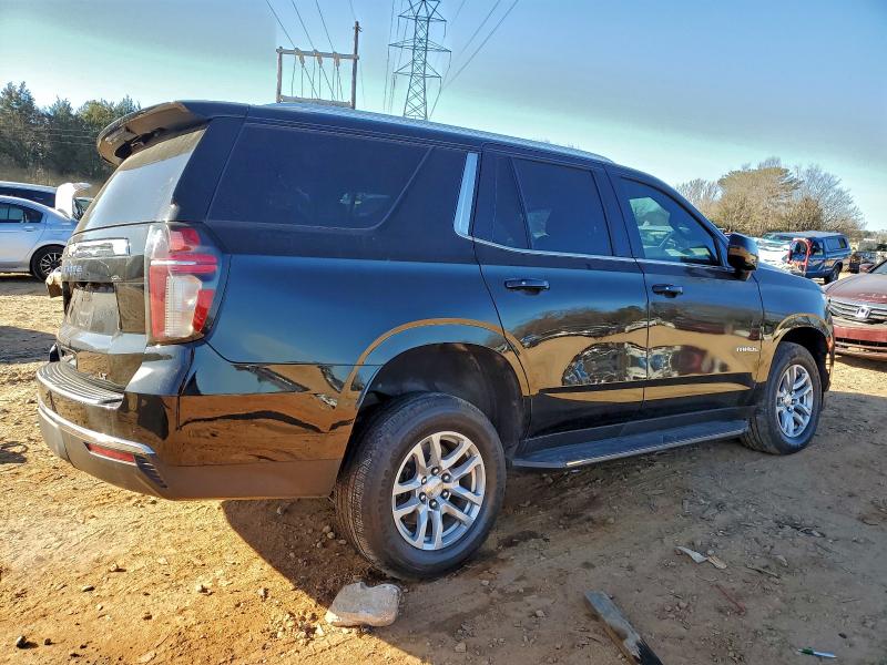 Photo 3 from auction – 2022 CHEVROLET TAHOE C150 with VIN 1GNSCNKD4NR213475