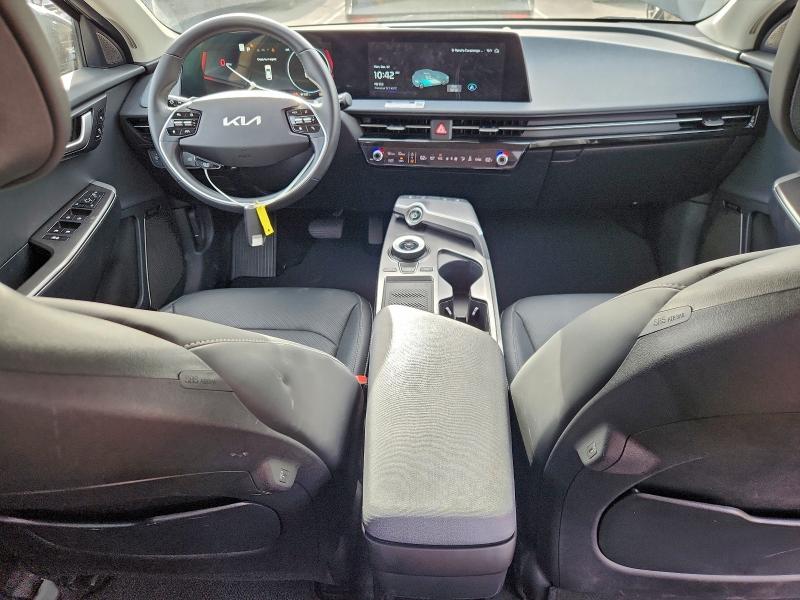 Photo 8 from auction – 2023 KIA EV6 LIGHT with VIN KNDC34LA2P5091575