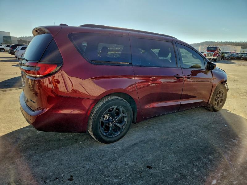 Photo 3 from auction – 2023 CHRYSLER PACIFICA H with VIN 2C4RC1L78PR527586