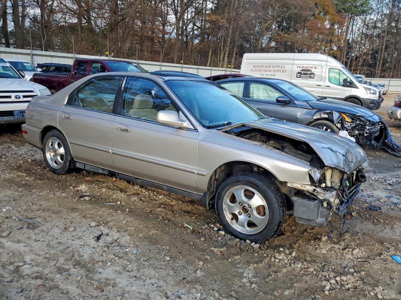 Photo 4 from auction – 1997 HONDA ACCORD SE with VIN 1HGCD5609VA199431