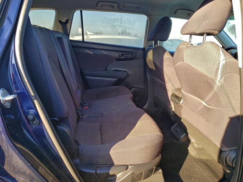 Zdjęcie 11 z aukcji – 2022 TOYOTA HIGHLANDER z VIN 5TDZZRAH4NS543944