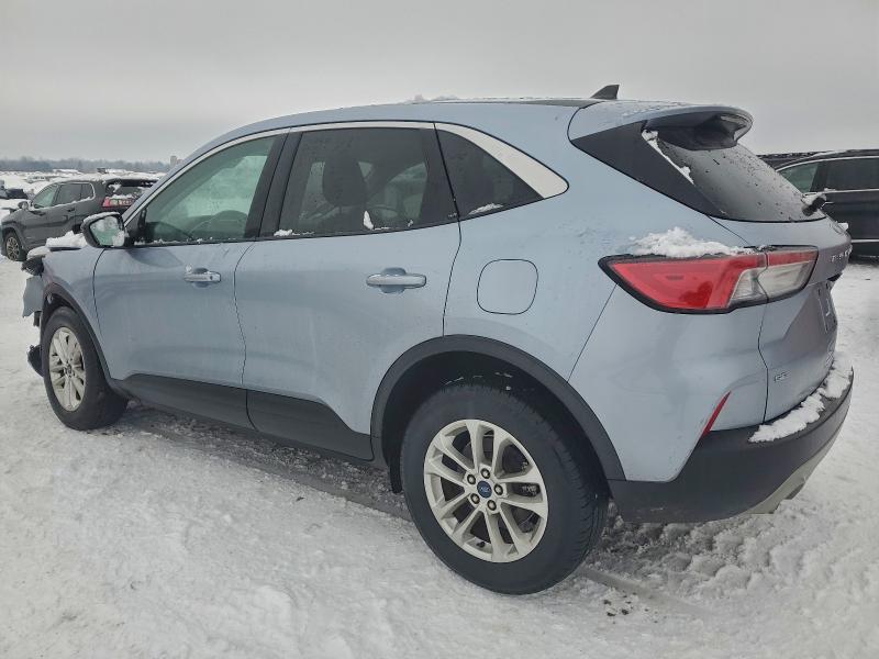 Photo 2 from auction – 2022 FORD ESCAPE SE with VIN 1FMCU9G60NUA95168