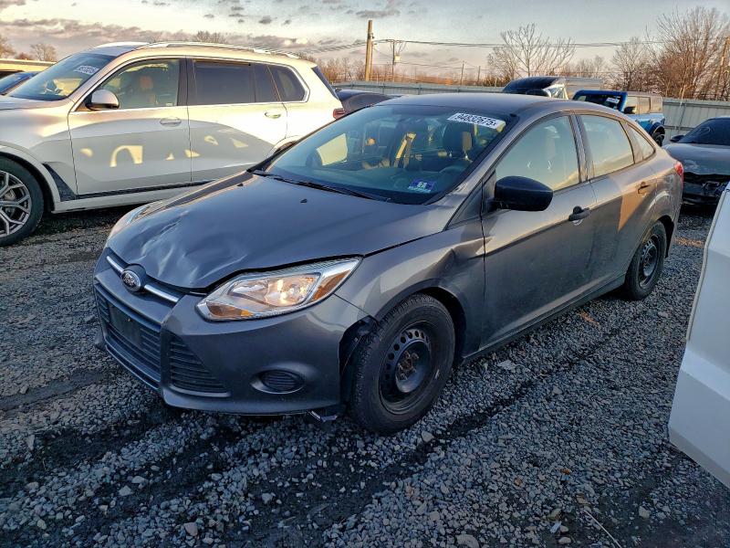 FORD FOCUS S 2014 with VIN 1FADP3E25EL125600 - Photo from auction