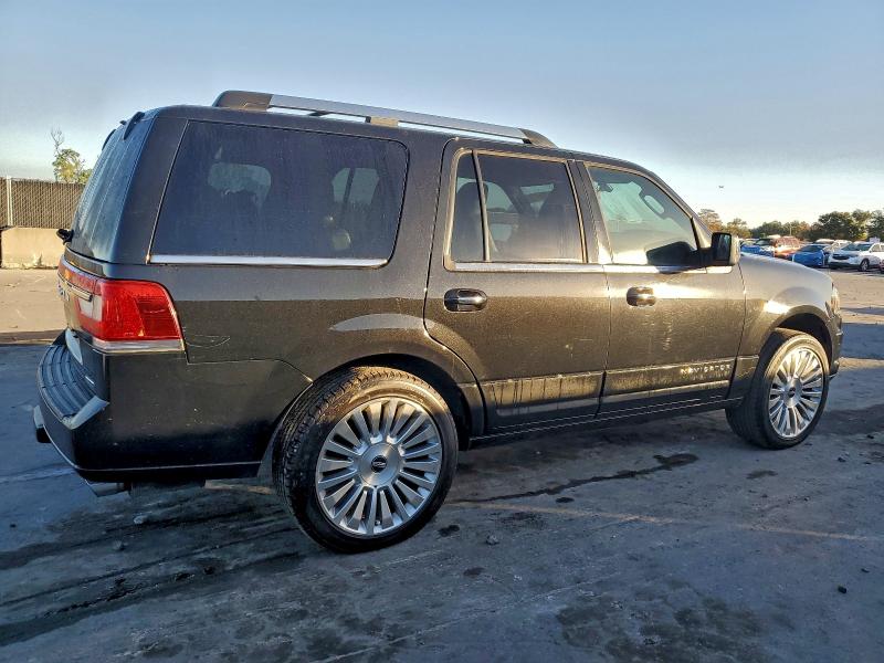Photo 3 from auction – 2015 LINCOLN NAVIGATOR with VIN 5LMJJ2JTXFEJ06319