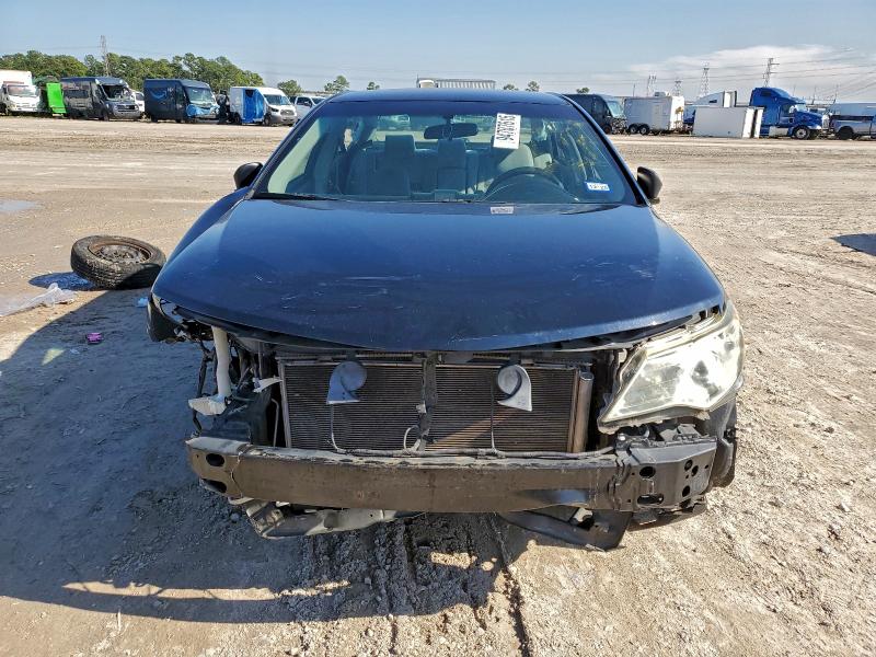Photo 5 from auction – 2014 TOYOTA CAMRY L with VIN 4T4BF1FK6ER415038
