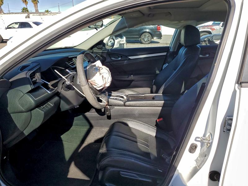 Photo 7 from auction – 2018 HONDA CIVIC EX with VIN 2HGFC2F76JH545491