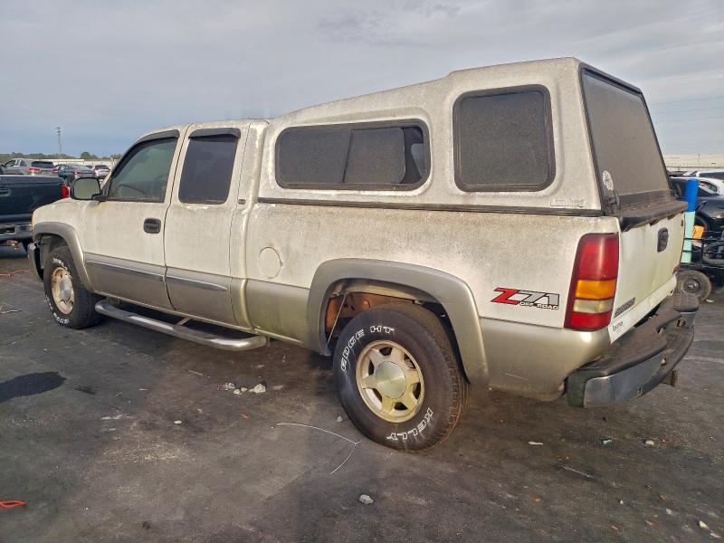 Photo 2 from auction – 2003 GMC NEW SIERRA with VIN 2GTEK19T631318376