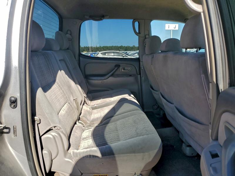 Photo 10 from auction – 2005 TOYOTA TUNDRA with VIN 5TBDT44175S501032