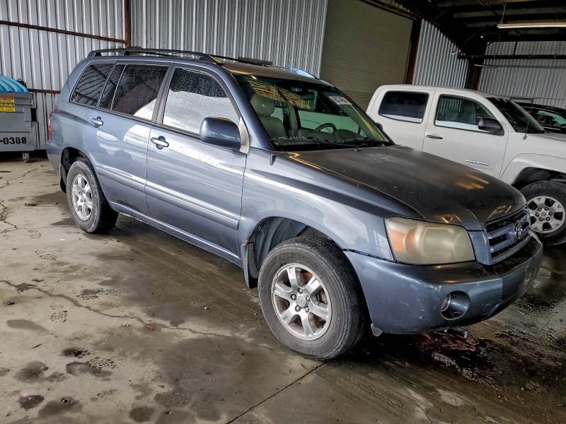 Photo 4 from auction – 2005 TOYOTA HIGHLANDER with VIN JTEEP21A550103485
