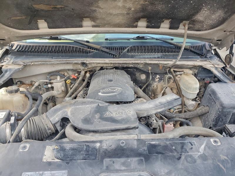 Photo 12 from auction – 2004 GMC YUKON with VIN 1GKEC13Z34J219259