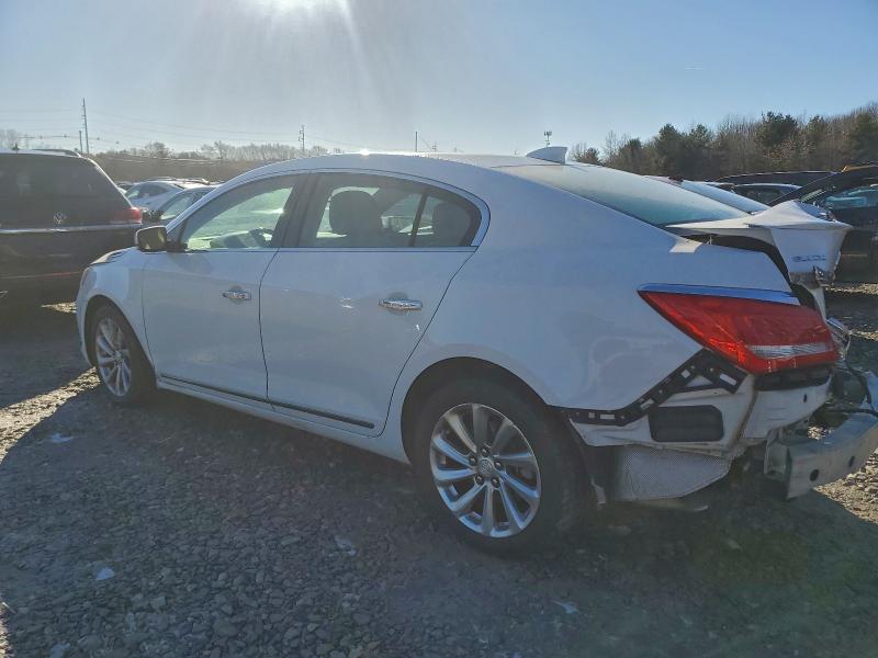 Photo 2 from auction – 2016 BUICK LACROSSE with VIN 1G4GB5G32GF118267