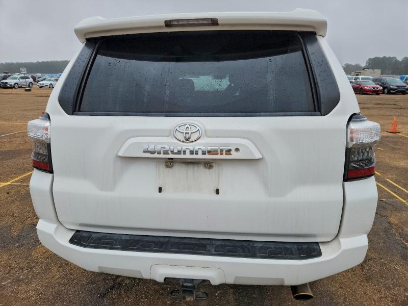 Photo 6 from auction – 2014 TOYOTA 4RUNNER with VIN JTEZU5JR6E5071053