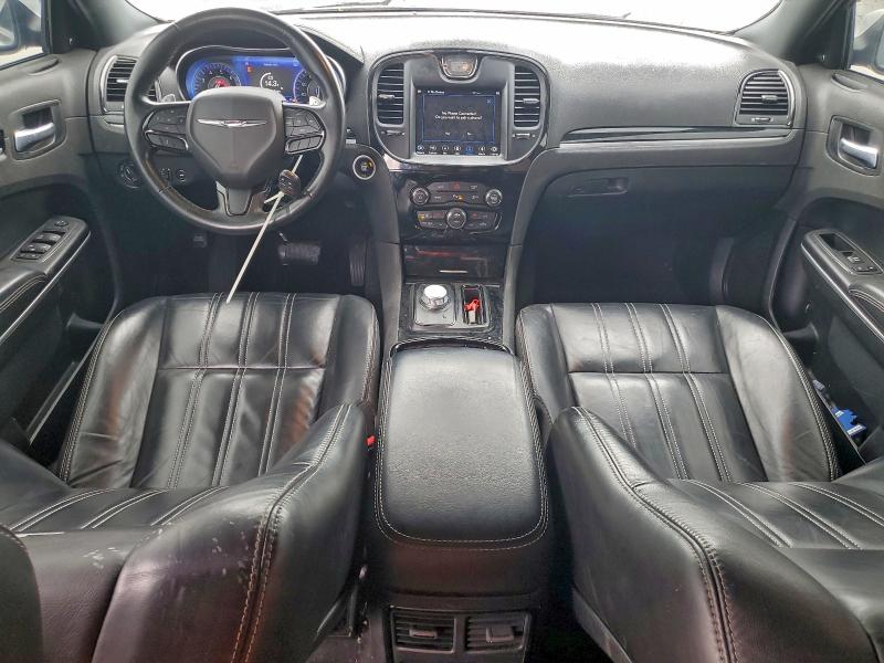 Photo 8 from auction – 2022 CHRYSLER 300 S with VIN 2C3CCABG0NH154199