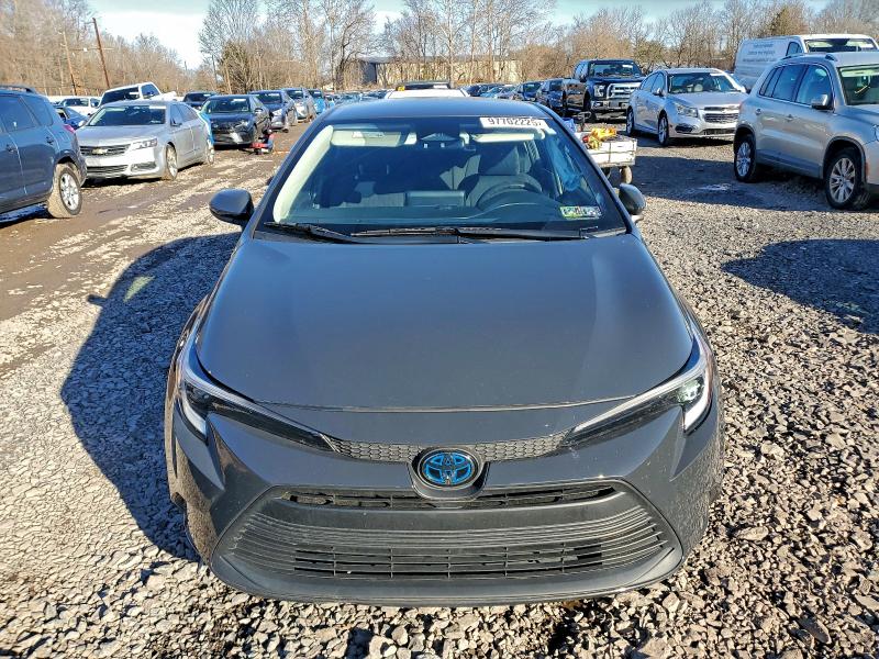 Photo 5 from auction – 2023 TOYOTA COROLLA LE with VIN JTDBCMFE0P3020302