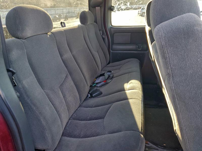 Photo 10 from auction – 2004 CHEVROLET SILVERADO with VIN 2GCEK19T241137485