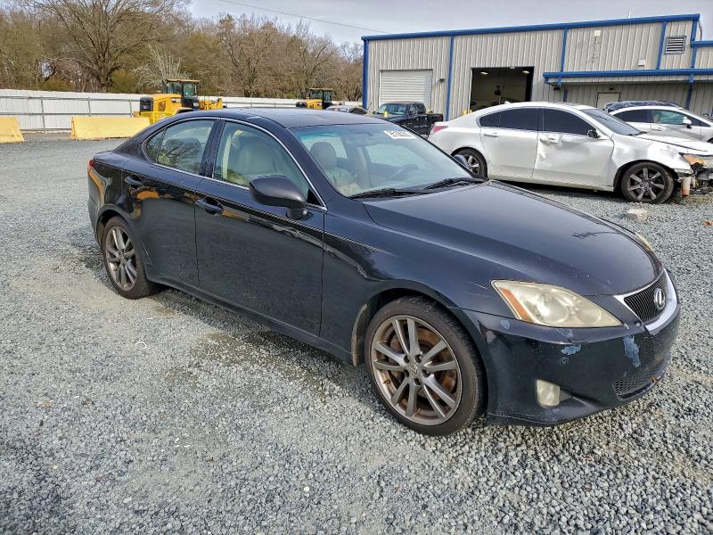 Photo 4 from auction – 2008 LEXUS IS 350 with VIN JTHBE262485020571