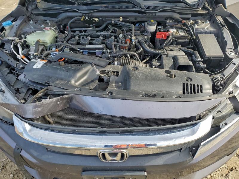 Photo 11 from auction – 2018 HONDA CIVIC TOUR with VIN 2HGFC3B96JH351394