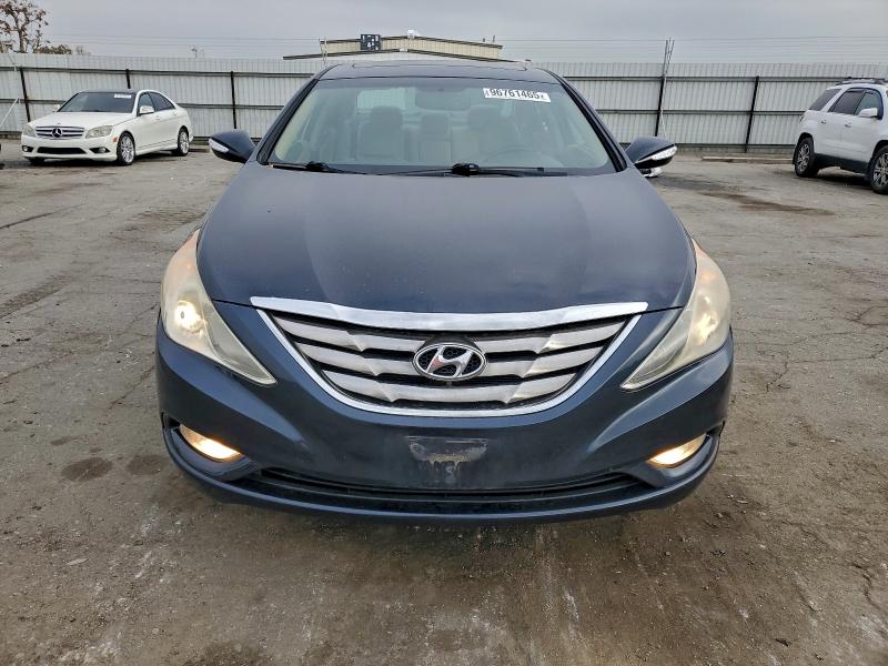 Photo 5 from auction – 2011 HYUNDAI SONATA SE with VIN 5NPEC4AC4BH101562