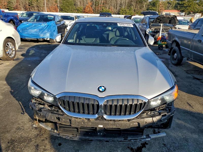 Photo 5 from auction – 2019 BMW 330XI with VIN WBA5R7C55KFH32796