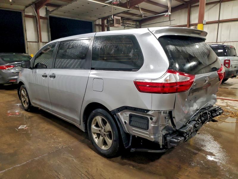 Photo 2 from auction – 2017 TOYOTA SIENNA with VIN 5TDZZ3DCXHS884458