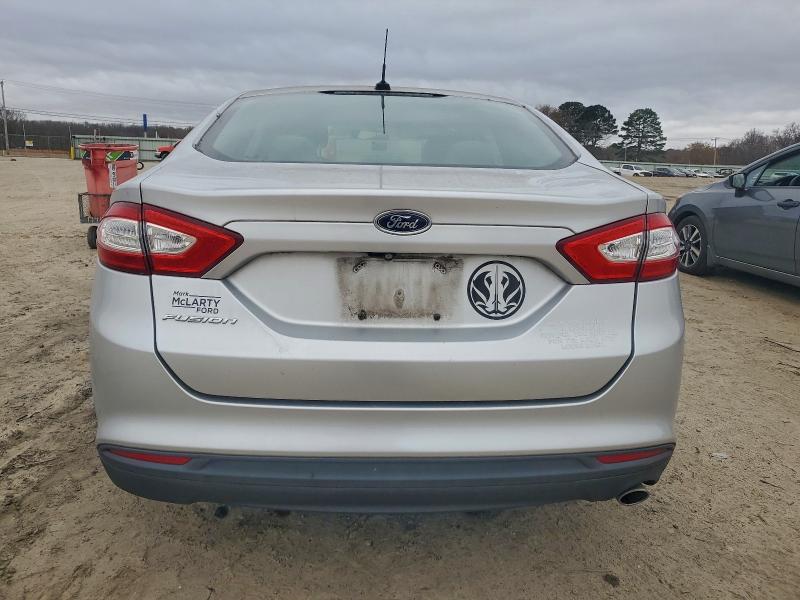 Photo 6 from auction – 2016 FORD FUSION S with VIN 3FA6P0G75GR291295
