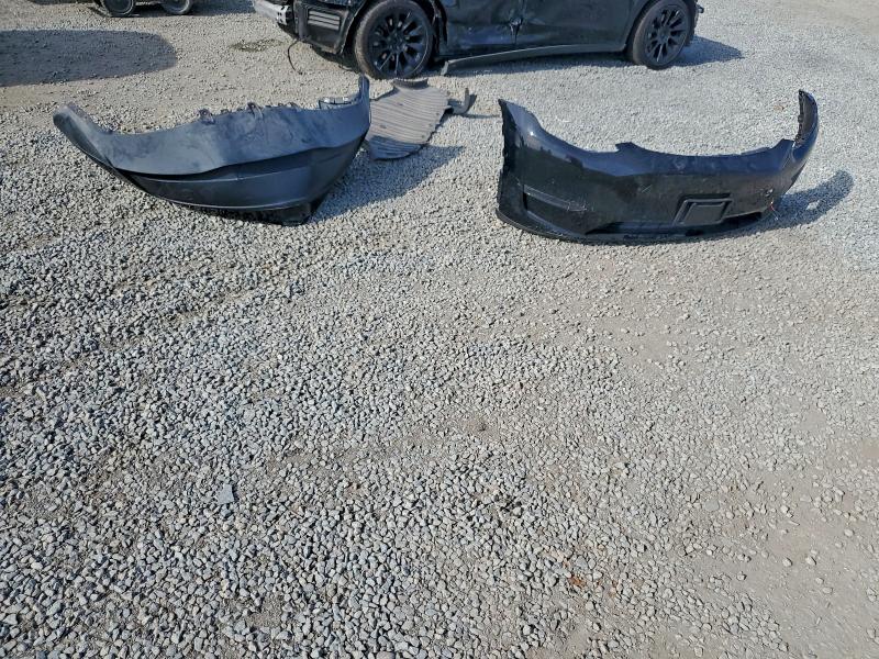 Фото 12 с аукциона – 2022 TESLA MODEL Y с VIN 7SAYGDEE0NF317220
