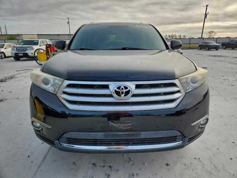 Photo 5 from auction – 2011 TOYOTA HIGHLANDER with VIN 5TDYK3EH5BS049353