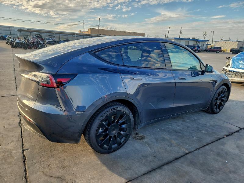 Photo 3 from auction – 2020 TESLA MODEL Y with VIN 5YJYGDEF7LF002370
