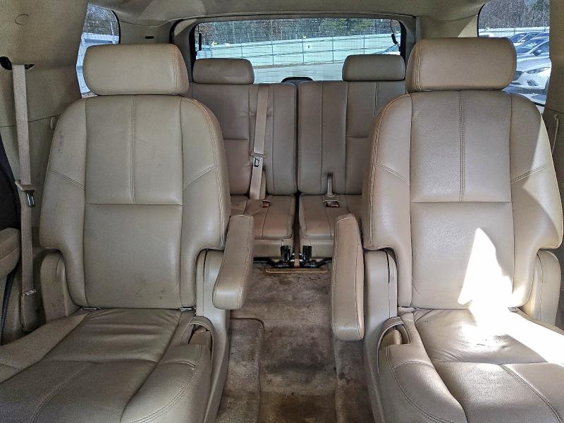 Photo 10 from auction – 2008 CHEVROLET TAHOE C150 with VIN 1GNFC13038J136932