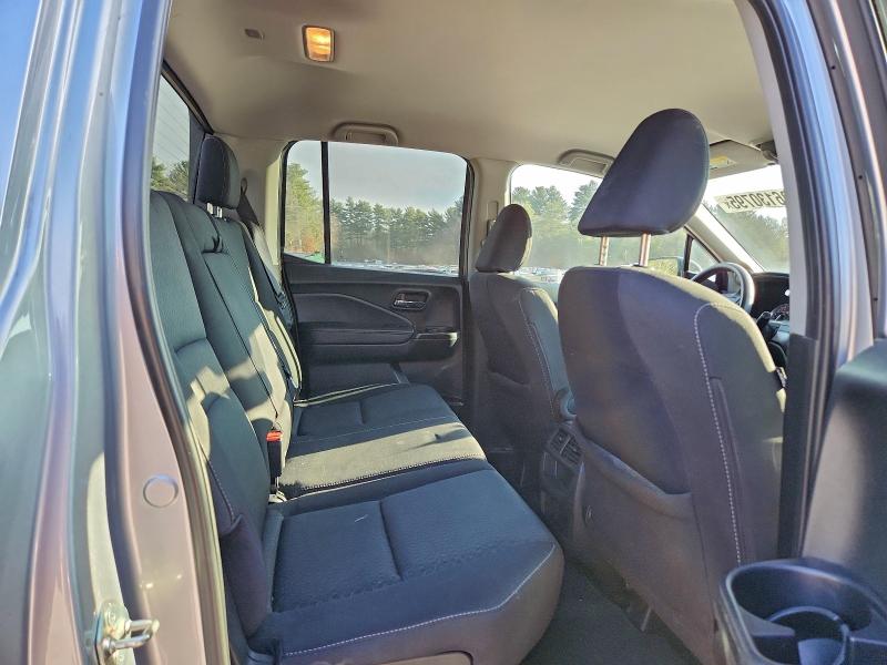 Photo 10 from auction – 2019 HONDA RIDGELINE with VIN 5FPYK3F13KB042950