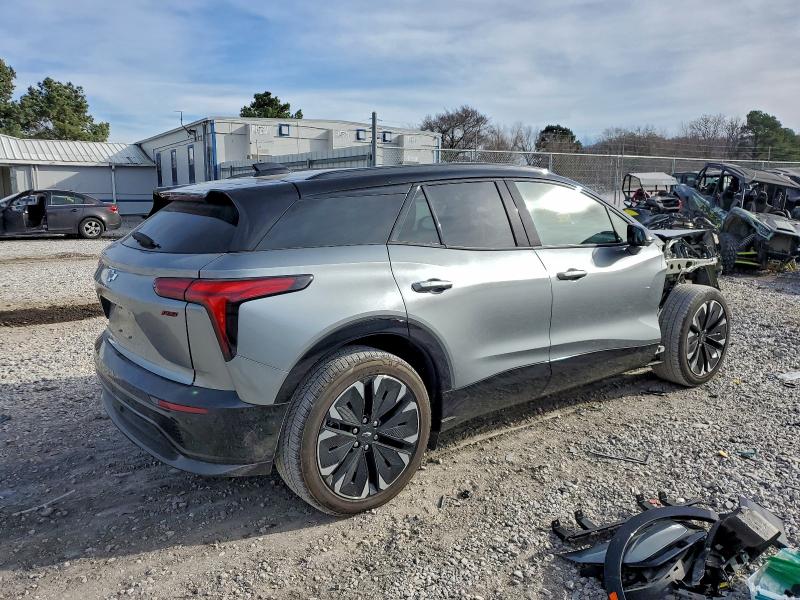 Photo 3 from auction – 2025 CHEVROLET BLAZER RS with VIN 3GNKDHRK0SS208396