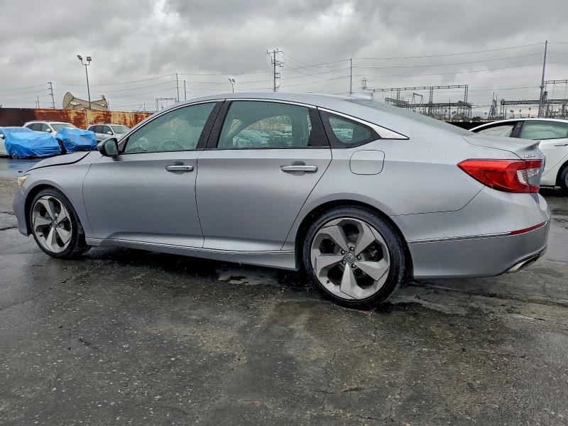 Photo 2 from auction – 2018 HONDA ACCORD TOU with VIN 1HGCV1F93JA034697