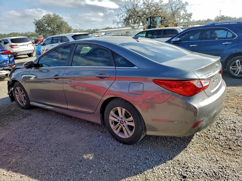 Photo 2 from auction – 2014 HYUNDAI SONATA GLS with VIN 5NPEB4AC2EH935286