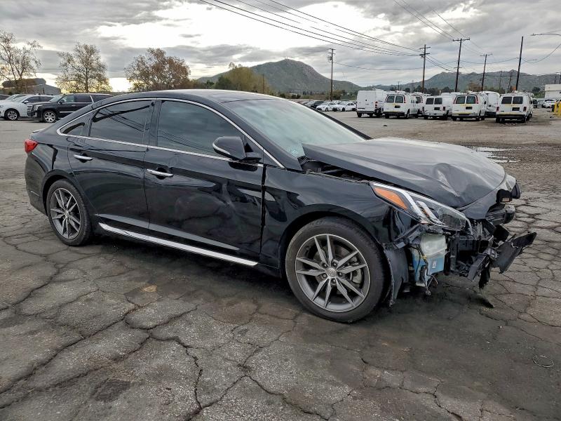 Photo 4 from auction – 2015 HYUNDAI SONATA SPO with VIN 5NPE34AB3FH062010