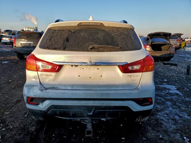 Photo 6 from auction – 2018 MITSUBISHI OUTLANDER with VIN JA4AP4AW5JZ008306